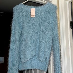 Super comfortable fuzzy sweater!